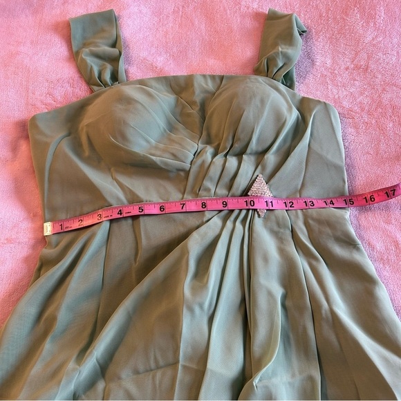 NWOT light green sleeveless formal dress with sheer coat rhinestone accent 8 - Picture 9 of 11